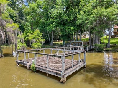 /international/us/106-flintview-cordele-ga-110108413253/
