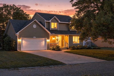 /international/us/4875-cottonwood-lane-n-plymouth-mn-110120409762/
