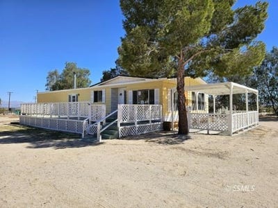 /international/us/5558-avenida-del-sol-inyokern-ca-110108437507/