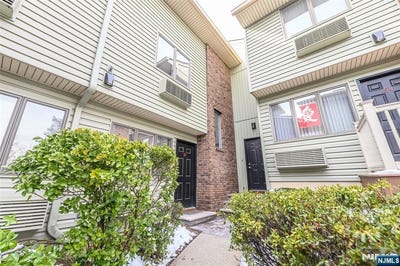 /international/us/1-15-coles-avenue-hackensack-nj-110107466557/