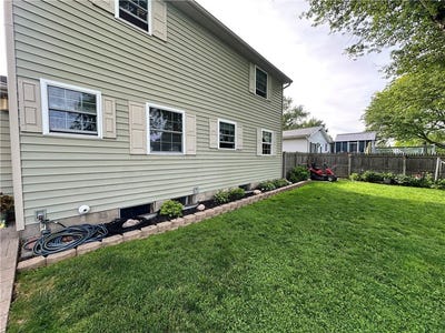 /international/us/4-rolling-meadow-drive-n-hilton-ny-110108857195/