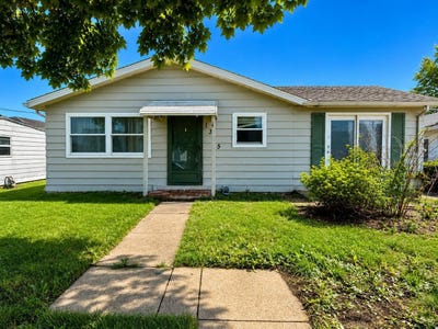 /international/us/1315-s-walnut-street-bucyrus-oh-110108169049/