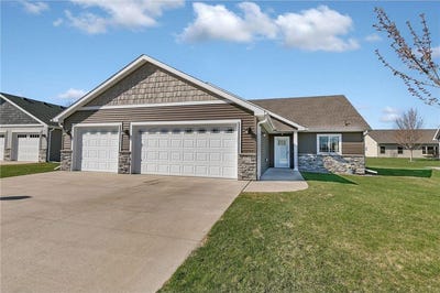 /international/us/153-glenview-loop-saint-cloud-mn-110107719861/