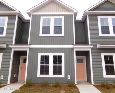 /international/us/199-loren-road-hubert-nc-110100510303/
