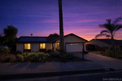 /international/us/1011-chestnut-escondido-ca-110106675967/