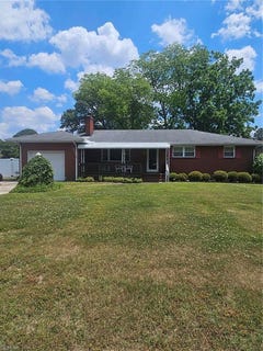 /international/us/309-lenore-trail-chesapeake-va-110108233613/