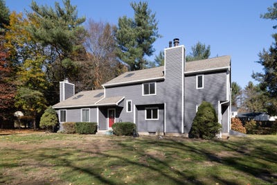 /international/us/18-meadowlark-road-simsbury-ct-110106674622/