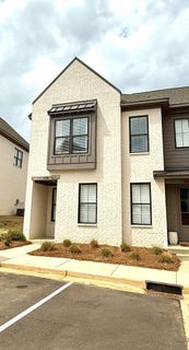 /international/us/338-stillwater-ln-oxford-ms-110098540063/