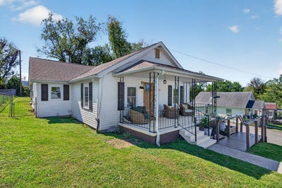 /international/us/736-elizabeth-st-pulaski-va-110120422177/