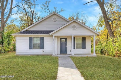 /international/us/1012-central-street-joplin-mo-110108478686/