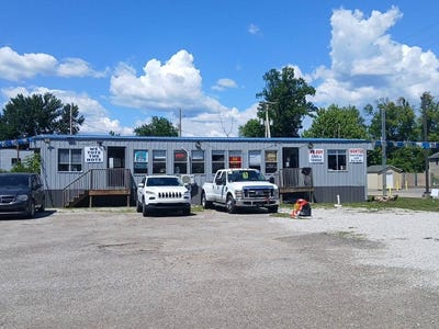 /international/us/6812-6814-maccorkle-avenue-sw-saint-albans-wv-110108552402/