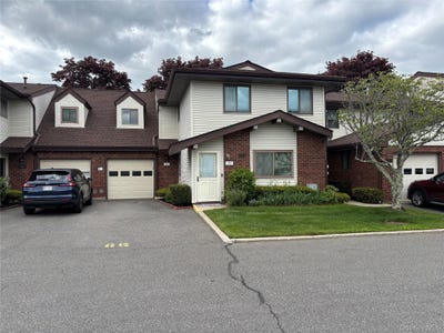 /international/us/86-w-cambridge-drive-w-copiague-ny-110108108071/