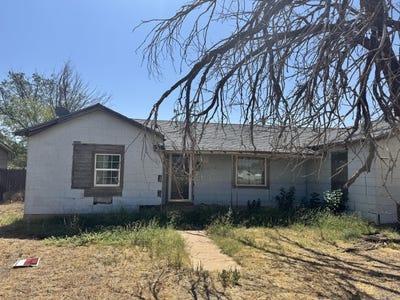 /international/us/1731-ave-i-levelland-tx-110110208253/