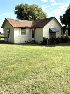 /international/us/225-e-wheat-st-goltry-ok-110102304377/