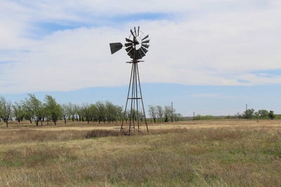 /international/us/cr-174-cr-230-laverne-ok-110107350883/