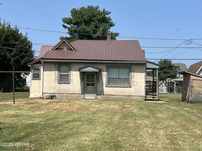 /international/us/2154-royal-avenue-williamsport-pa-110101457027/