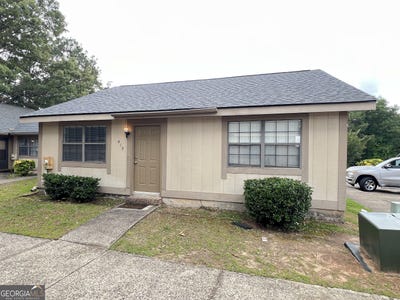 /international/us/412-tallulah-trail-warner-robins-ga-110108342184/