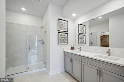/international/us/10640-great-basin-place-white-plains-md-110101004523/