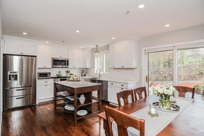 /international/us/14-georgetowne-drive-nashua-nh-110107844049/