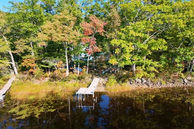 /international/us/105-sunrise-park-road-jefferson-me-110110379784/