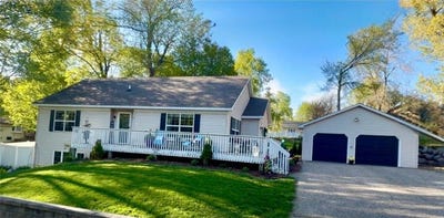 /international/us/5142-waterbury-road-mound-mn-110108025833/