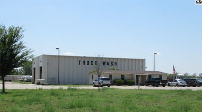 /international/us/1701-e-blanchard-ave-hutchinson-ks-110103500852/
