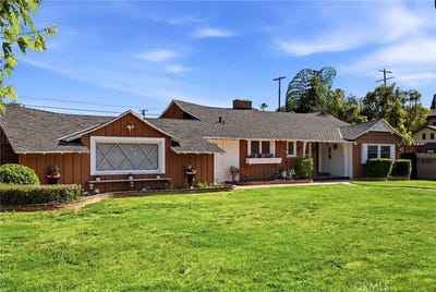 /international/us/17066-chase-street-sherwood-forest-ca-110108068799/