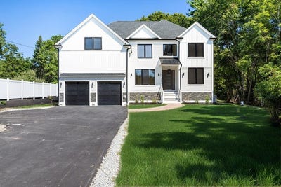 /international/us/130-zoar-ave-attleboro-ma-110107475251/
