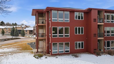 /international/us/4027-fairway-hills-rapid-city-sd-110106352751/