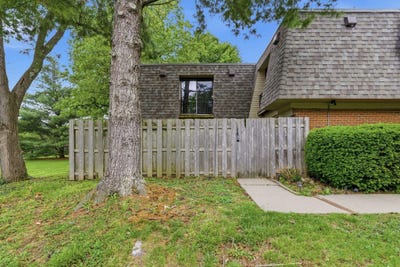 /international/us/401-redding-road-lexington-ky-110107938042/