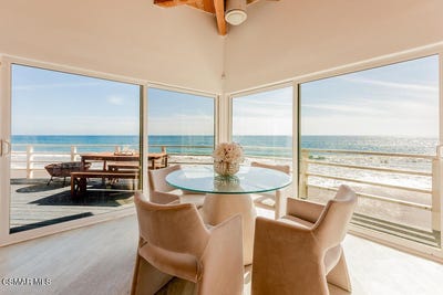 /international/us/43300-e-pacific-coast-highway-malibu-ca-110108341815/