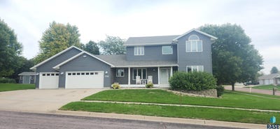 /international/us/702-westview-dr-dell-rapids-sd-110109805632/