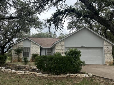 /international/us/1300-dew-drop-horseshoe-bay-tx-110097294510/
