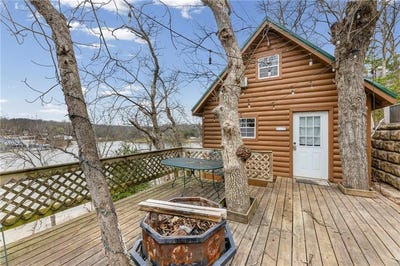 /international/us/61-n-lakeview-road-mapleton-ks-110107001667/