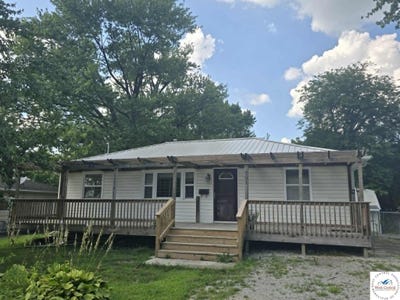/international/us/701-w-ohio-street-clinton-mo-110106502473/