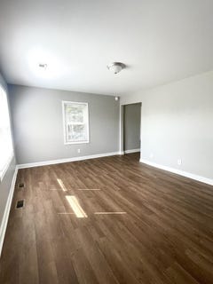 /international/us/1105-sparks-road-lexington-ky-110106668704/