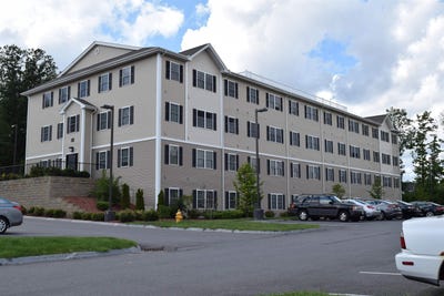 /international/us/50-sentinel-court-manchester-nh-110107695167/