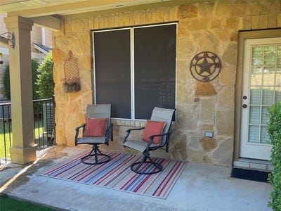 /international/us/16100-s-great-oaks-drive-round-rock-tx-110101362325/