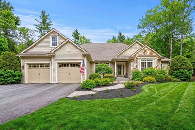 /international/us/12-amber-lane-bedford-nh-110107602969/