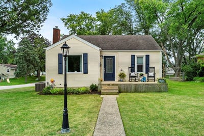 /international/us/1530-5th-avenue-silvis-il-110108977882/