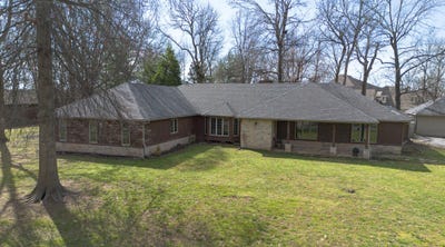 /international/us/1202-w-glen-oaks-drive-nixa-mo-110106716710/