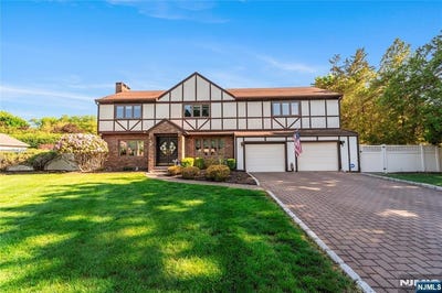 /international/us/6-jay-street-old-tappan-nj-110108355750/