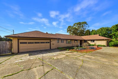 /international/us/1852-dean-street-eureka-ca-110106233099/