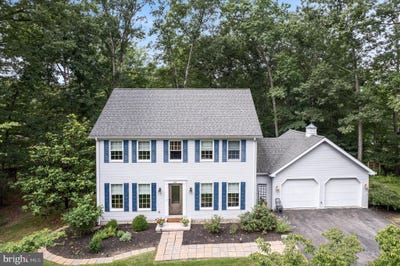 /international/us/311-lakeside-loop-ridgeley-wv-110098335071/