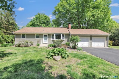 /international/us/606-booth-hill-road-shelton-ct-110108208813/