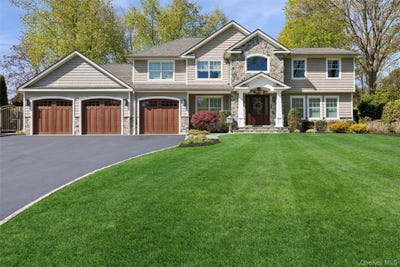 /international/us/10-kingfisher-drive-smithtown-ny-110107700294/