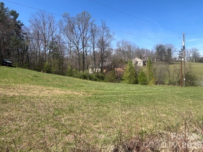 /international/us/chestnut-gap-road-hendersonville-nc-110106979182/