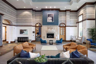 /international/us/9253-regents-rd-unit-a107-la-jolla-ca-110100999497/