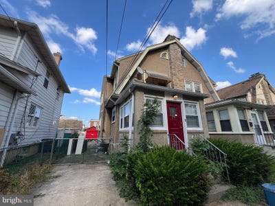 /international/us/235-felton-avenue-darby-pa-110103407691/
