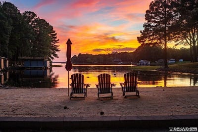 /international/us/245-waterway-dr-55-henrico-nc-110120621534/